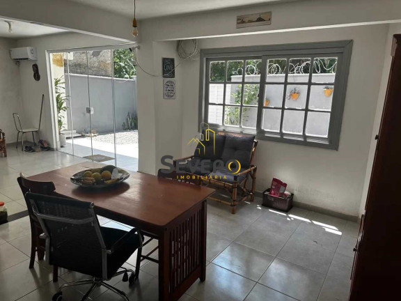 Imagem Casa com 3 Quartos à Venda, 177 m² em Itaipu - Niterói Imagem Casa com 3 Quartos à Venda, 177 m² em Itaipu - Niterói
