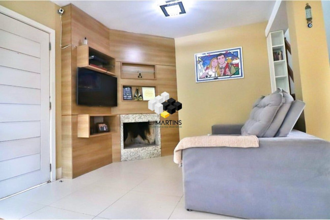 Imagem Casa de Condomínio com 3 Quartos à Venda, 230 m² em Mário Quintana - Porto Alegre Imagem Casa de Condomínio com 3 Quartos à Venda, 230 m² em Mário Quintana - Porto Alegre
