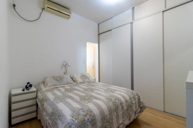 Imagem Casa com 4 Quartos à Venda, 150 m² em Cambuci - São Paulo Imagem Casa com 4 Quartos à Venda, 150 m² em Cambuci - São Paulo