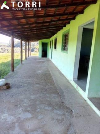 Imagem Imóvel com 3 Quartos à Venda, 60.000 m² em Centro - Sarapuí Imagem Imóvel com 3 Quartos à Venda, 60.000 m² em Centro - Sarapuí