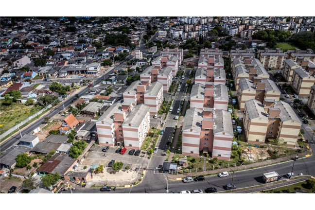 Imagem Imóvel com 2 Quartos à Venda, em Rubem Berta - Porto Alegre Imagem Imóvel com 2 Quartos à Venda, em Rubem Berta - Porto Alegre