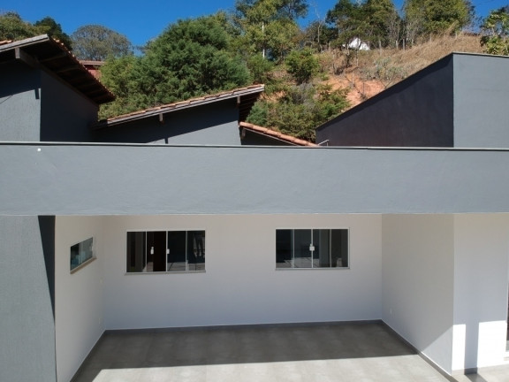 Imagem Casa com 4 Quartos à Venda, 800 m² em Ipiabas - Barra Do Piraí Imagem Casa com 4 Quartos à Venda, 800 m² em Ipiabas - Barra Do Piraí