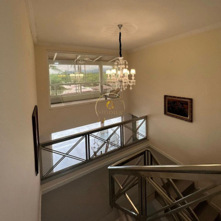 Imagem Casa com 8 Quartos à Venda, 700 m² em Guarujá Imagem Casa com 8 Quartos à Venda, 700 m² em Guarujá