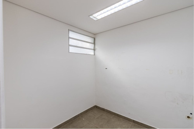 Imóvel Comercial à Venda, 156 m² em Vila Cordeiro - São Paulo