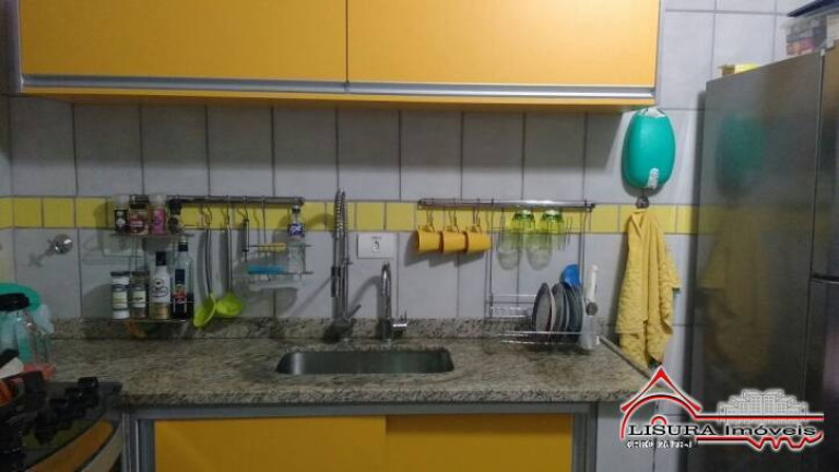 Imagem Casa com 3 Quartos à Venda, 200 m² em Centro - Jacareí Imagem Casa com 3 Quartos à Venda, 200 m² em Centro - Jacareí