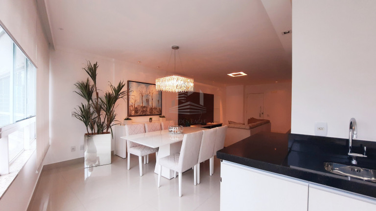 Imagem Apartamento com 3 Quartos à Venda, 256 m² em Centro - Balneário Camboriú Imagem Apartamento com 3 Quartos à Venda, 256 m² em Centro - Balneário Camboriú