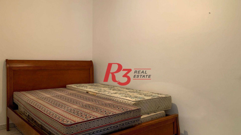 Imagem Sobrado com 3 Quartos para Alugar, 204 m² em Aparecida - Santos