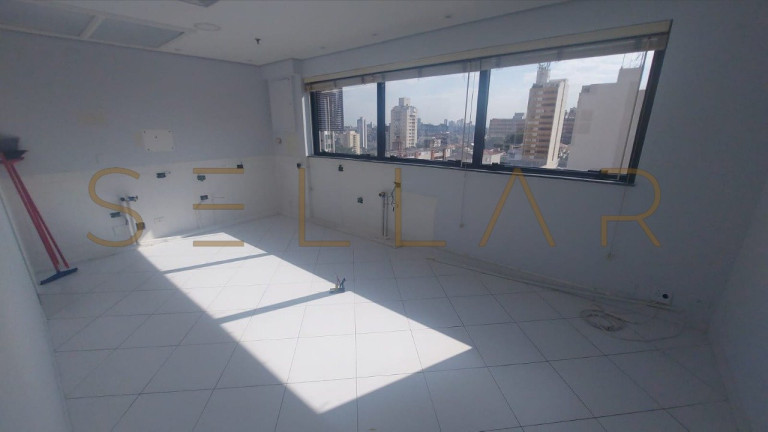 Sala Comercial à Venda, 33 m² em Perdizes - São Paulo