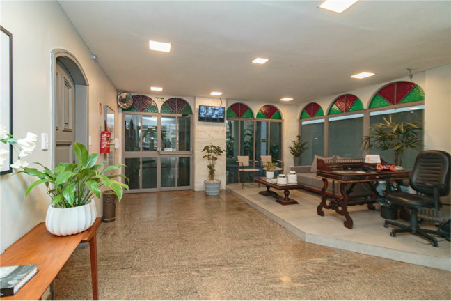 Imagem Apartamento com 3 Quartos à Venda, 120 m² em Centro Histórico - Porto Alegre Imagem Apartamento com 3 Quartos à Venda, 120 m² em Centro Histórico - Porto Alegre