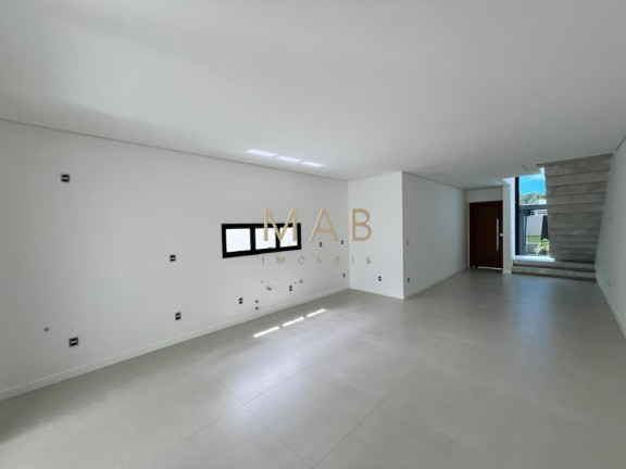 Imagem Casa com 3 Quartos à Venda, 150 m² em Ingleses Do Rio Vermelho - Florianópolis