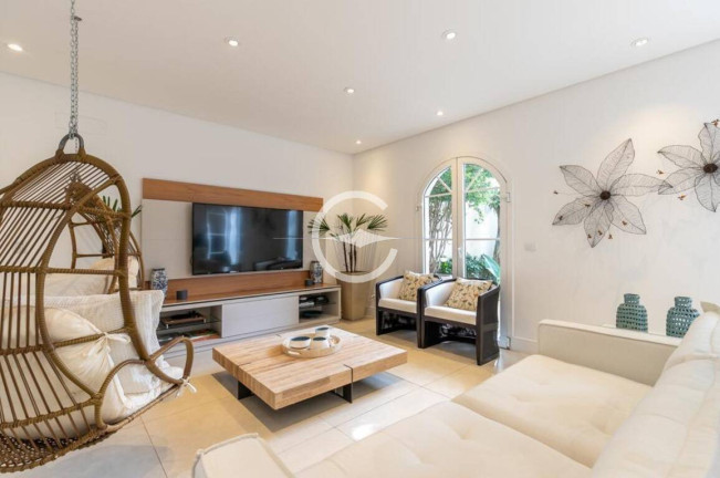 Imagem Casa com 4 Quartos à Venda, 533 m² em Jardim Petrópolis - São Paulo Imagem Casa com 4 Quartos à Venda, 533 m² em Jardim Petrópolis - São Paulo