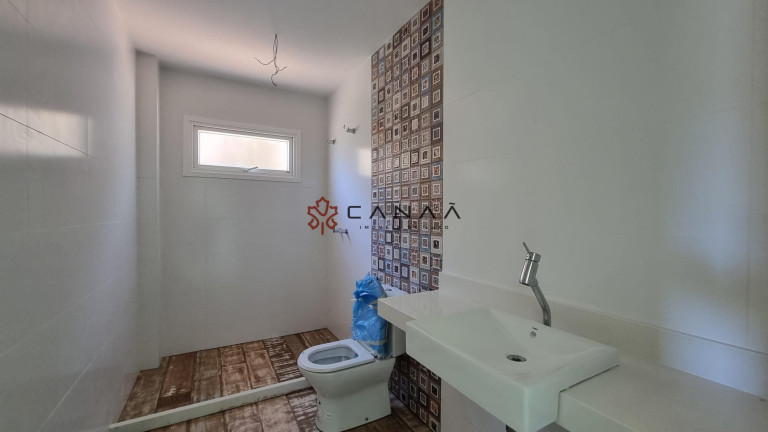 Imagem Casa de Condomínio com 4 Quartos à Venda, 253 m² em João Fernandes - Armação Dos Búzios Imagem Casa de Condomínio com 4 Quartos à Venda, 253 m² em João Fernandes - Armação Dos Búzios