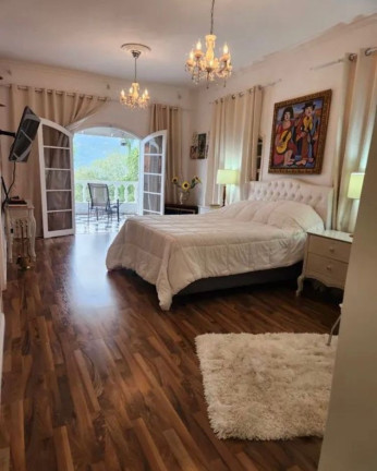Imagem Casa com 4 Quartos para Alugar, 2.400 m² em Caraguatá - Mairiporã