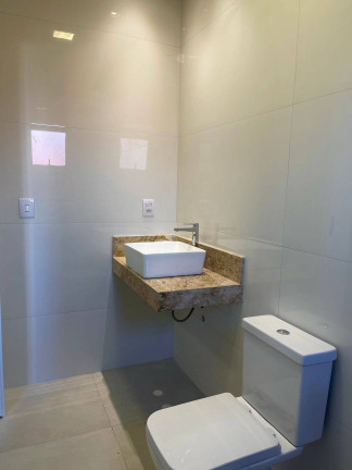 Imagem Casa com 3 Quartos à Venda, 268 m² em Tijucal - Cuiabá Imagem Casa com 3 Quartos à Venda, 268 m² em Tijucal - Cuiabá
