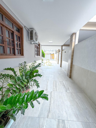 Imagem Casa com 4 Quartos à Venda, 242 m² em Barcelona - Serra Imagem Casa com 4 Quartos à Venda, 242 m² em Barcelona - Serra