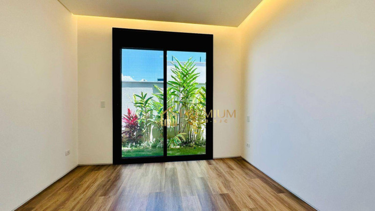Imagem Casa com 3 Quartos à Venda, 239 m² em Condomínio Residencial Monte Carlo - São José Dos Campos