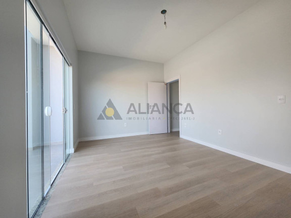 Imagem Casa com 3 Quartos à Venda, 185 m² em Meia Praia - Navegantes Imagem Casa com 3 Quartos à Venda, 185 m² em Meia Praia - Navegantes