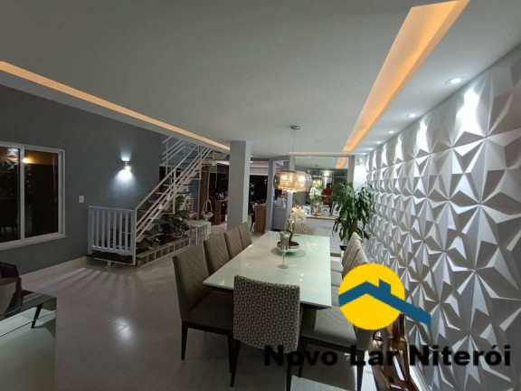 Casa com 2 Quartos à Venda, 188 m² em Camboinhas - Niterói