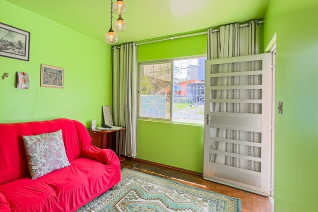 Imagem Casa com 5 Quartos à Venda, 128 m² em Vila Jardim - Porto Alegre Imagem Casa com 5 Quartos à Venda, 128 m² em Vila Jardim - Porto Alegre