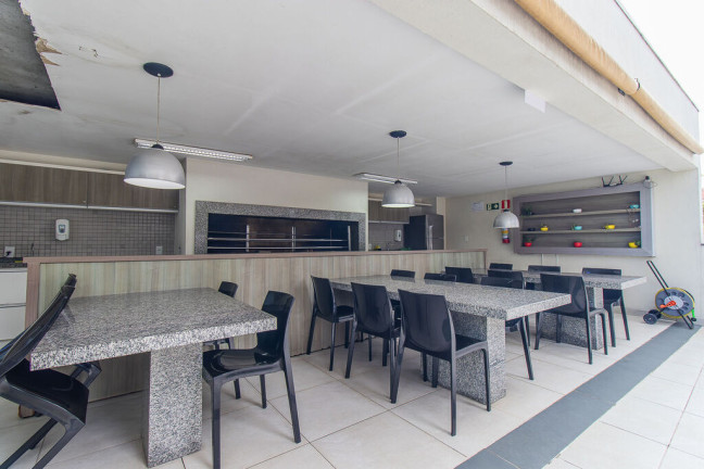 Imagem Imóvel com 2 Quartos à Venda, 53 m² em Azenha - Porto Alegre Imagem Imóvel com 2 Quartos à Venda, 53 m² em Azenha - Porto Alegre