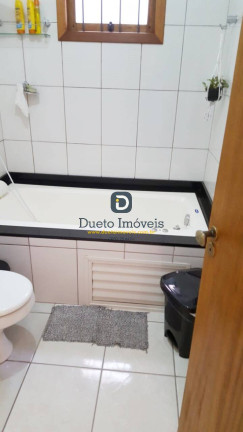 Imagem Casa com 3 Quartos à Venda, 165 m² em Camobi - Santa Maria