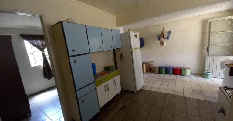 Imagem Casa com 2 Quartos à Venda, 70 m² em Conjunto Habitacional Violim - Londrina Imagem Casa com 2 Quartos à Venda, 70 m² em Conjunto Habitacional Violim - Londrina