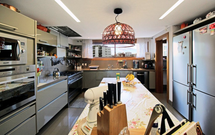 Imagem Apartamento com 3 Quartos à Venda, 510 m² em Moinhos De Vento - Porto Alegre