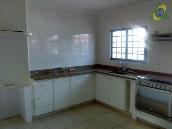 Imagem Casa com 3 Quartos à Venda, 400 m² em Parque Taquaral - Campinas Imagem Casa com 3 Quartos à Venda, 400 m² em Parque Taquaral - Campinas