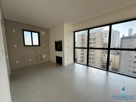 Imagem Apartamento com 4 Quartos à Venda, 154 m² em Centro - Balneário Camboriú Imagem Apartamento com 4 Quartos à Venda, 154 m² em Centro - Balneário Camboriú