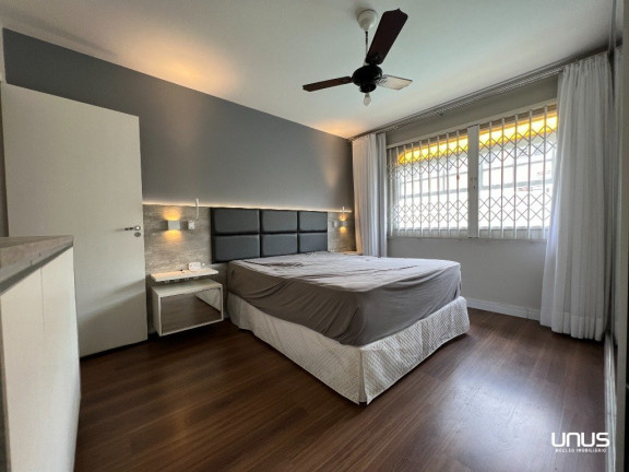 Imagem Casa com 3 Quartos à Venda, em Estreito - Florianópolis Imagem Casa com 3 Quartos à Venda, em Estreito - Florianópolis