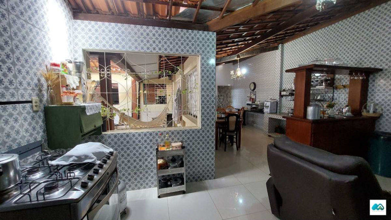 Imagem Casa com 4 Quartos à Venda, 270 m² em Antares - Maceió Imagem Casa com 4 Quartos à Venda, 270 m² em Antares - Maceió