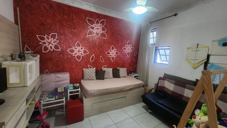 Imagem Casa com 4 Quartos à Venda, 220 m² em Gonzaga - Santos Imagem Casa com 4 Quartos à Venda, 220 m² em Gonzaga - Santos