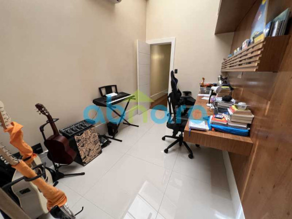 Imagem Casa com 5 Quartos à Venda, 800 m² em Botafogo - Rio De Janeiro Imagem Casa com 5 Quartos à Venda, 800 m² em Botafogo - Rio De Janeiro
