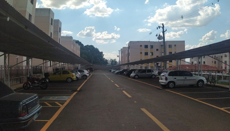 Imagem Apartamento com 2 Quartos à Venda, 54 m² em São Pedro - Londrina