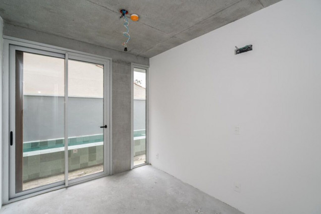 Imagem Imóvel com 3 Quartos à Venda, 206 m² em Três Figueiras - Porto Alegre Imagem Imóvel com 3 Quartos à Venda, 206 m² em Três Figueiras - Porto Alegre