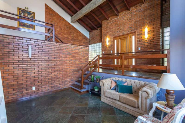 Imagem Casa com 4 Quartos à Venda, 351 m² em Nonoai - Porto Alegre Imagem Casa com 4 Quartos à Venda, 351 m² em Nonoai - Porto Alegre