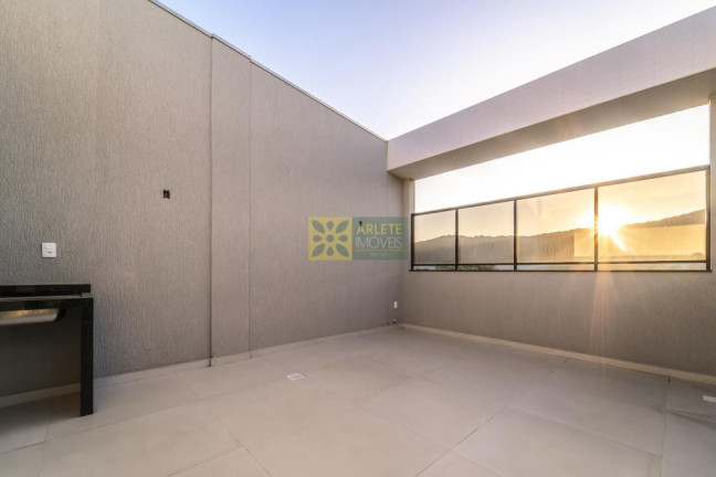 Imagem Cobertura com 3 Quartos à Venda, 151 m² em Mariscal - Bombinhas Imagem Cobertura com 3 Quartos à Venda, 151 m² em Mariscal - Bombinhas
