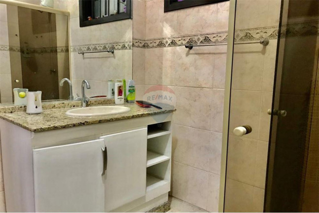 Imagem Apartamento com 5 Quartos à Venda, 265 m² em Raul Veiga - Sao Goncalo                            