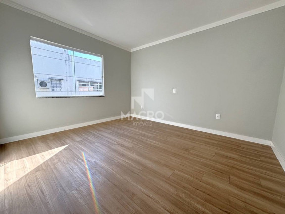 Imagem Casa com 3 Quartos à Venda, 168 m² em Czerniewicz - Jaraguá Do Sul Imagem Casa com 3 Quartos à Venda, 168 m² em Czerniewicz - Jaraguá Do Sul