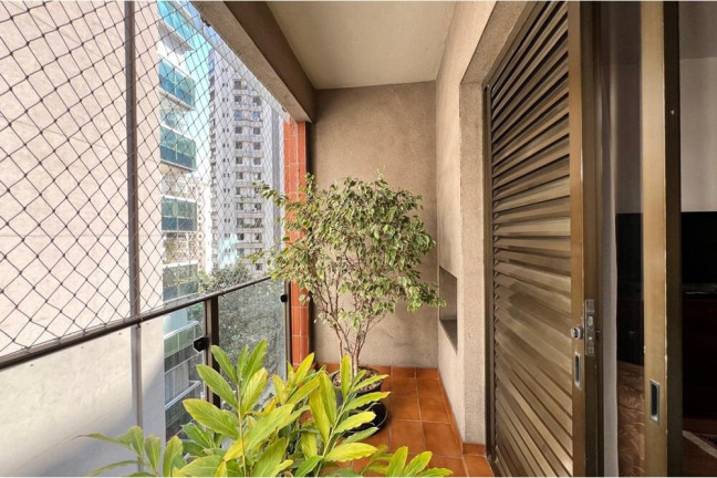 Imagem Apartamento com 3 Quartos à Venda, 163 m² em Itaim Bibi - São Paulo Imagem Apartamento com 3 Quartos à Venda, 163 m² em Itaim Bibi - São Paulo