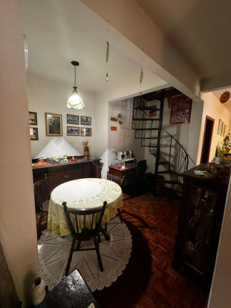 Imagem Apartamento com 4 Quartos à Venda, em Centro - Nova Friburgo Imagem Apartamento com 4 Quartos à Venda, em Centro - Nova Friburgo
