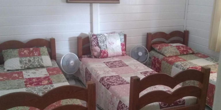 Imagem Casa com 2 Quartos à Venda, 410 m² em Ingleses - Florianópolis
