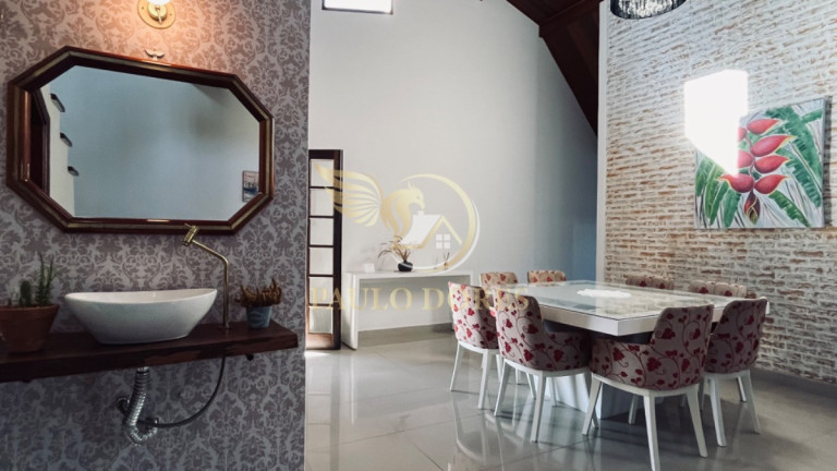 Imagem Casa com 4 Quartos à Venda, 298 m² em Centro - Ubatuba Imagem Casa com 4 Quartos à Venda, 298 m² em Centro - Ubatuba