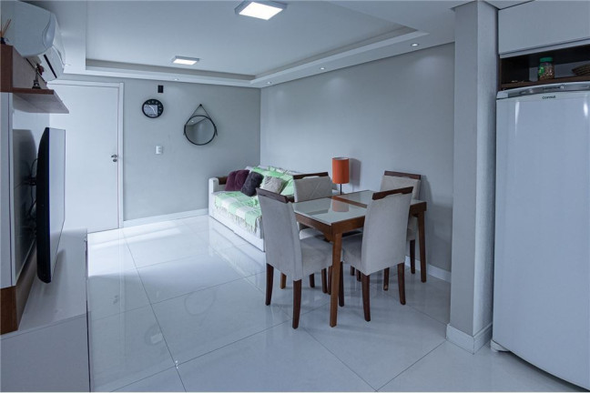 Imagem Apartamento com 2 Quartos à Venda, 47 m² em Lomba Do Pinheiro - Porto Alegre