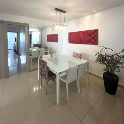 Imagem Apartamento com 4 Quartos à Venda, 121 m² em Buritis - Belo Horizonte