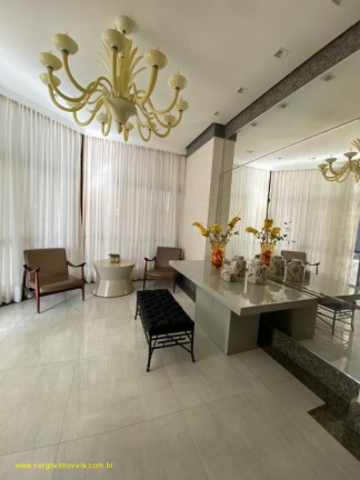 Imagem Imóvel com 3 Quartos à Venda, 390 m² em Pituba - Salvador Imagem Imóvel com 3 Quartos à Venda, 390 m² em Pituba - Salvador