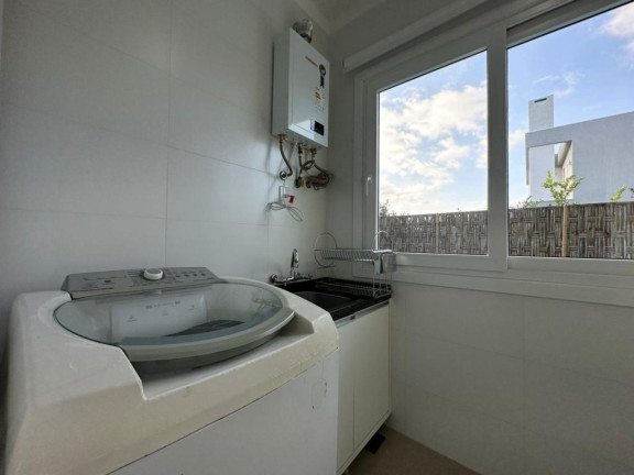 Imagem Casa com 4 Quartos à Venda, 200 m² em Arco Iris - Capao Da Canoa Imagem Casa com 4 Quartos à Venda, 200 m² em Arco Iris - Capao Da Canoa