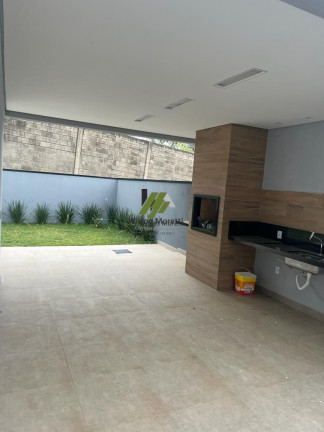 Imagem Casa com 3 Quartos à Venda, 170 m²
