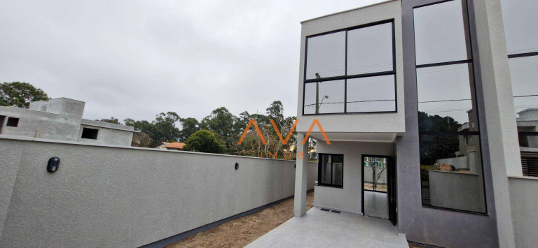 Casa com 3 Quartos à Venda, 115 m² em Rio Vermelho - Florianópolis