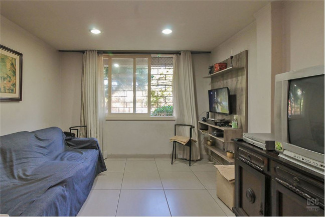 Imagem Imóvel com 1 Quarto à Venda, em Cavalhada - Porto Alegre Imagem Imóvel com 1 Quarto à Venda, em Cavalhada - Porto Alegre
